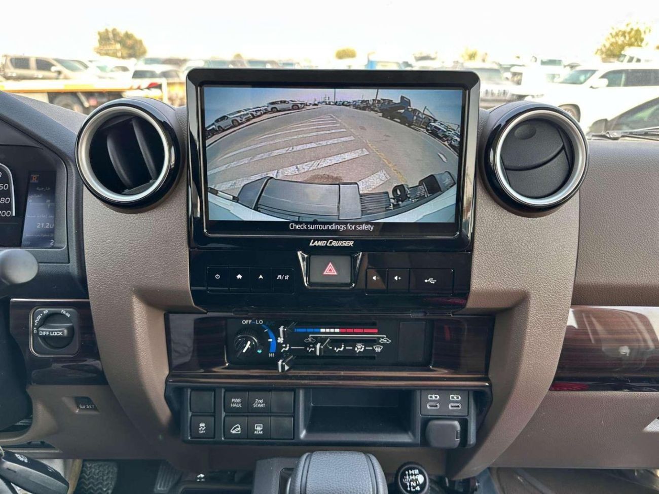 Toyota Land Cruiser 70 TOYOTA LAND CRUISER 71 2.8L 3DOOR 4WD SUV 2025