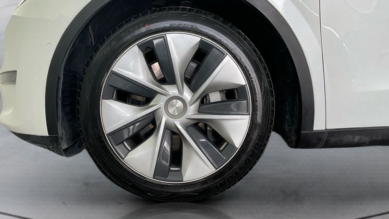 Tesla Model Y Long Range (Dual Motor) | upto AED 20,000 Ramadan Discount | Guaranteed Warranty | 0 Down Payment