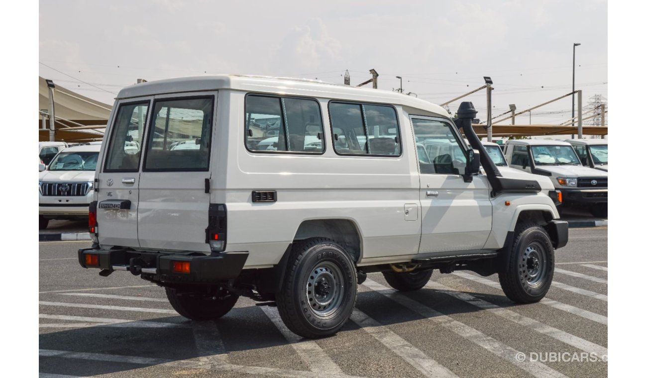 تويوتا لاند كروزر هارد توب TOYOTA LAND CRUISER 78 SERIES 4.5L V8 DIESEL SUV 2024 | MANUAL TRANSMISSION | FABRIC SEATS | POWERED