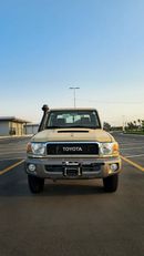 Toyota Land Cruiser 70 LC79 LX V8 4.5L DEISEL GCC Specs