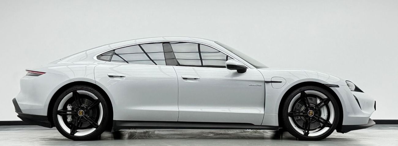 Porsche Taycan 2022 Porsche Taycan 4S AWD, 2026 Agency Warranty, Full Service History, GCC