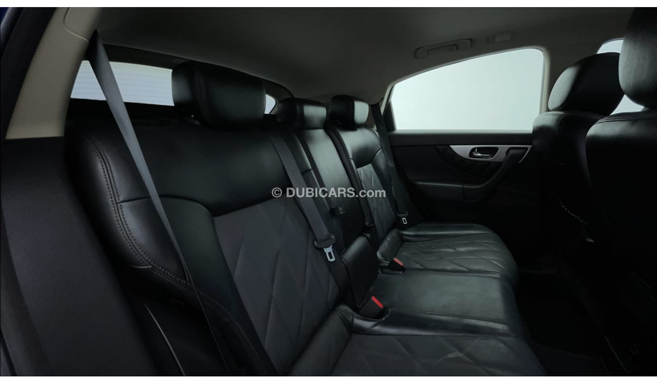 Infiniti QX70 LUXE 3.7 | Zero Down Payment | Free Home Test Drive