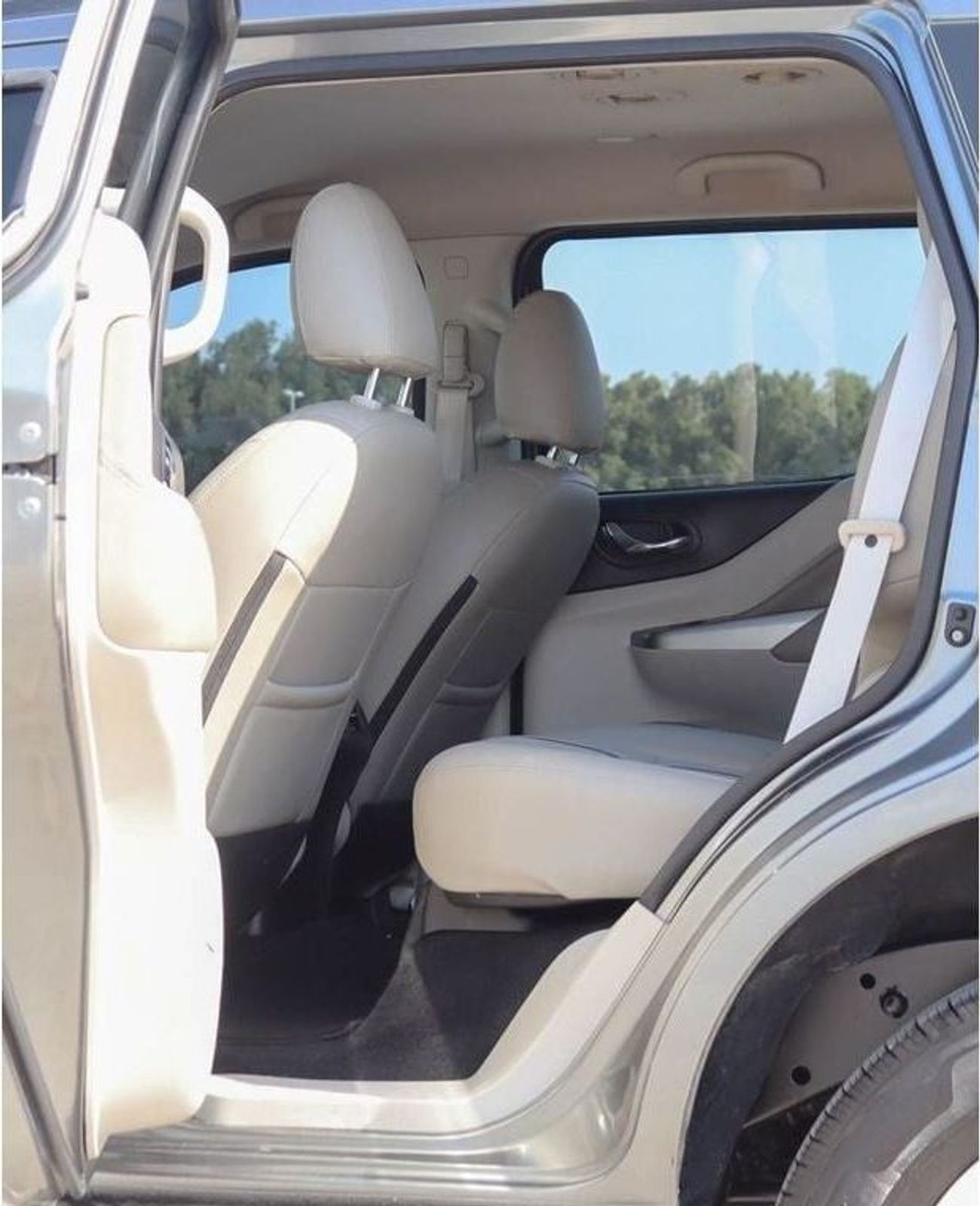 Nissan XTerra SE 2.5L RWD Nissan x-terra 2.5L 2021 GCC accident free in excellent condition 1213 P.M