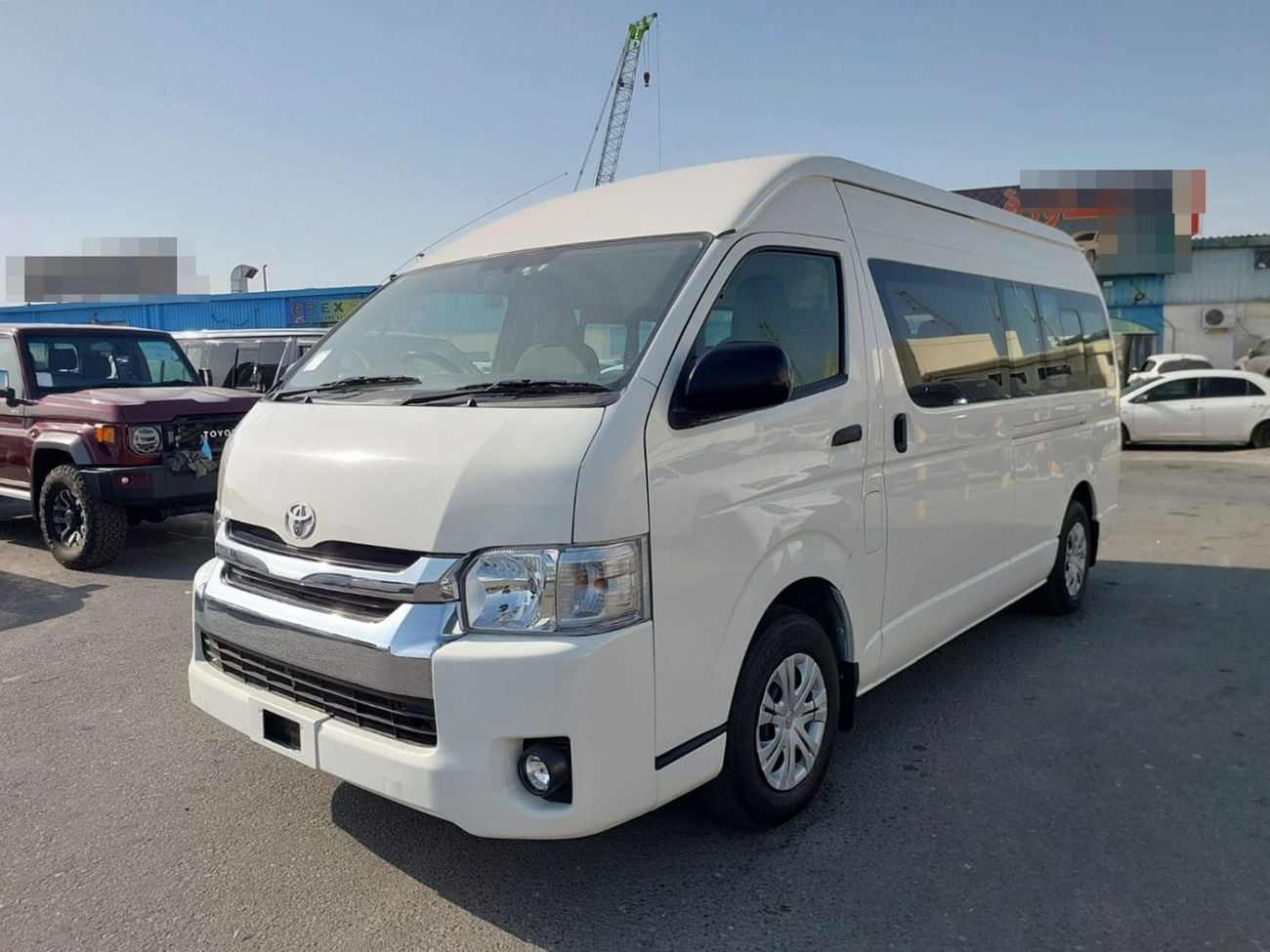 Toyota Hiace TOYOTA HIACE COMMUTER VAN RHD 2015 MODEL 3.0 L DIESEL AUTOMATIC(PM15677)