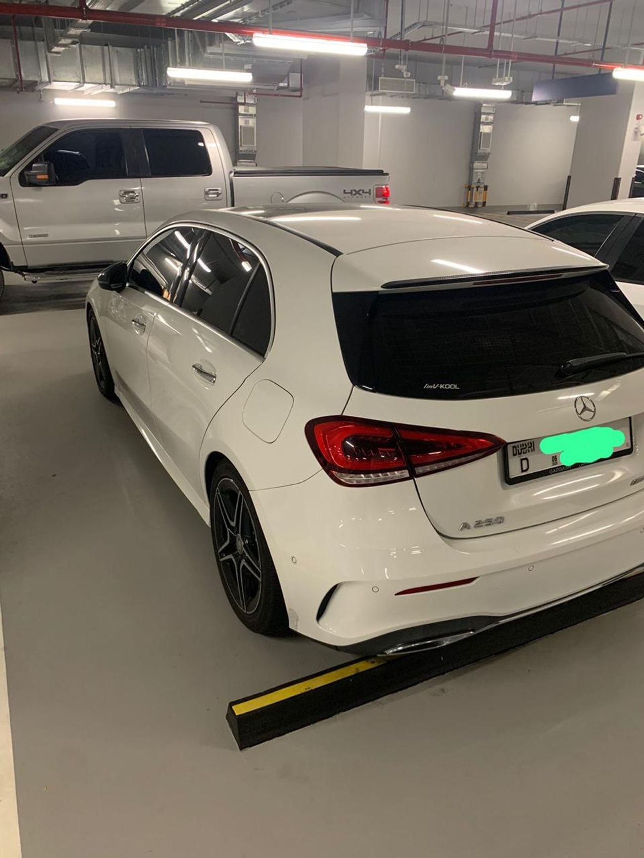 Mercedes-Benz CLA 250 Std 2.0L (221 HP)