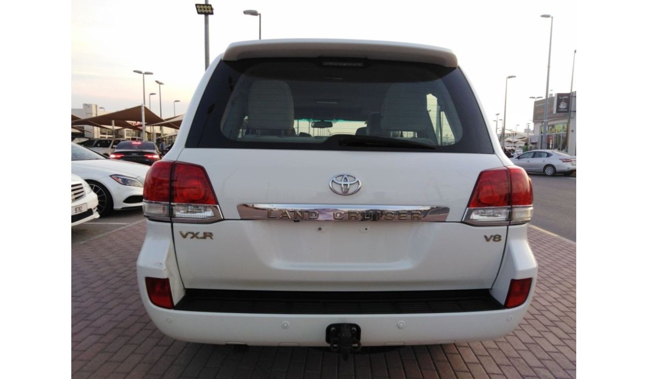 Toyota Land Cruiser Toyota landcruser 2009 gcc V8 full option for sale