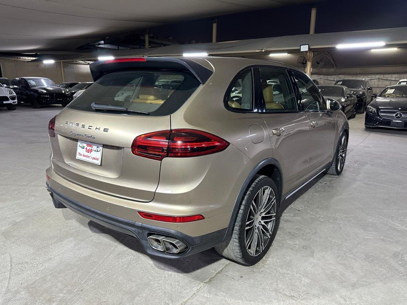 بورش كايان Turbo 4.8L (520 HP) 2015 | LED PDLS HEADLIGHTS | 21 INCH ALLOY WHEELS | PANORAMIC ROOF | FULLY LOADE