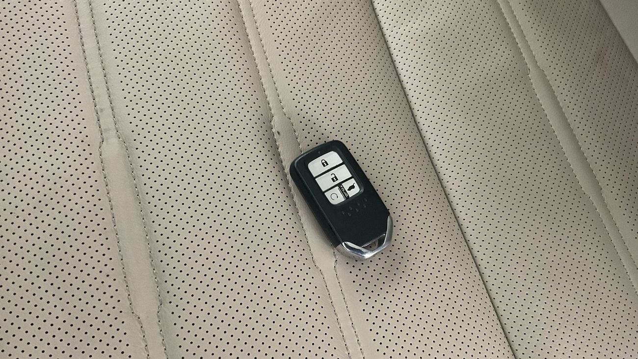 هوندا سي آر في Touring | upto AED 20,000 Ramadan Discount | شامل الضمان | 0 ﺪﻔﻋﺓ ﺃﻮﻟﻯ