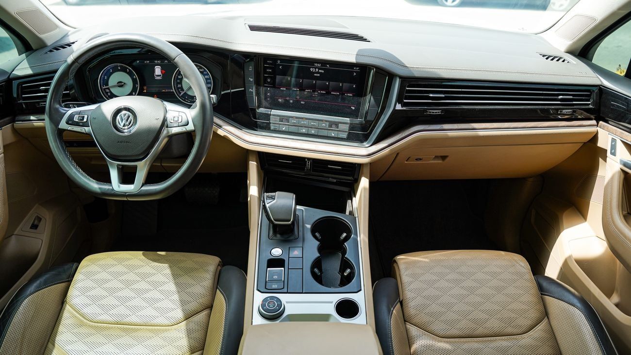 Volkswagen Touareg