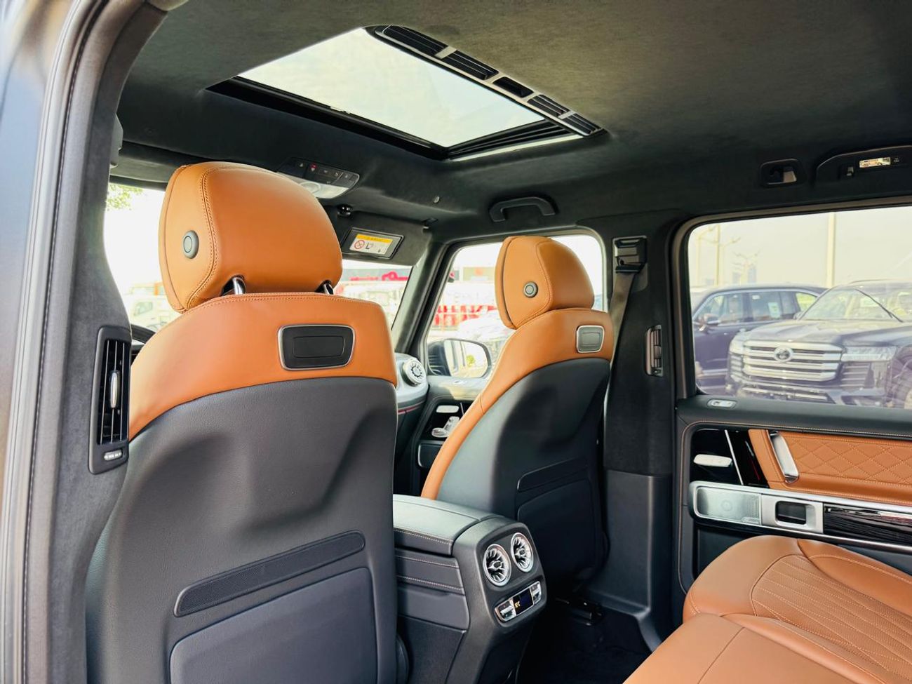 Mercedes-Benz G 63 AMG 4MATIC SUV RHD 4.0L Bi-Turbo V8 petrol engine Japanese Specs Automatic Gear AWD 5 Seats 5 Doors