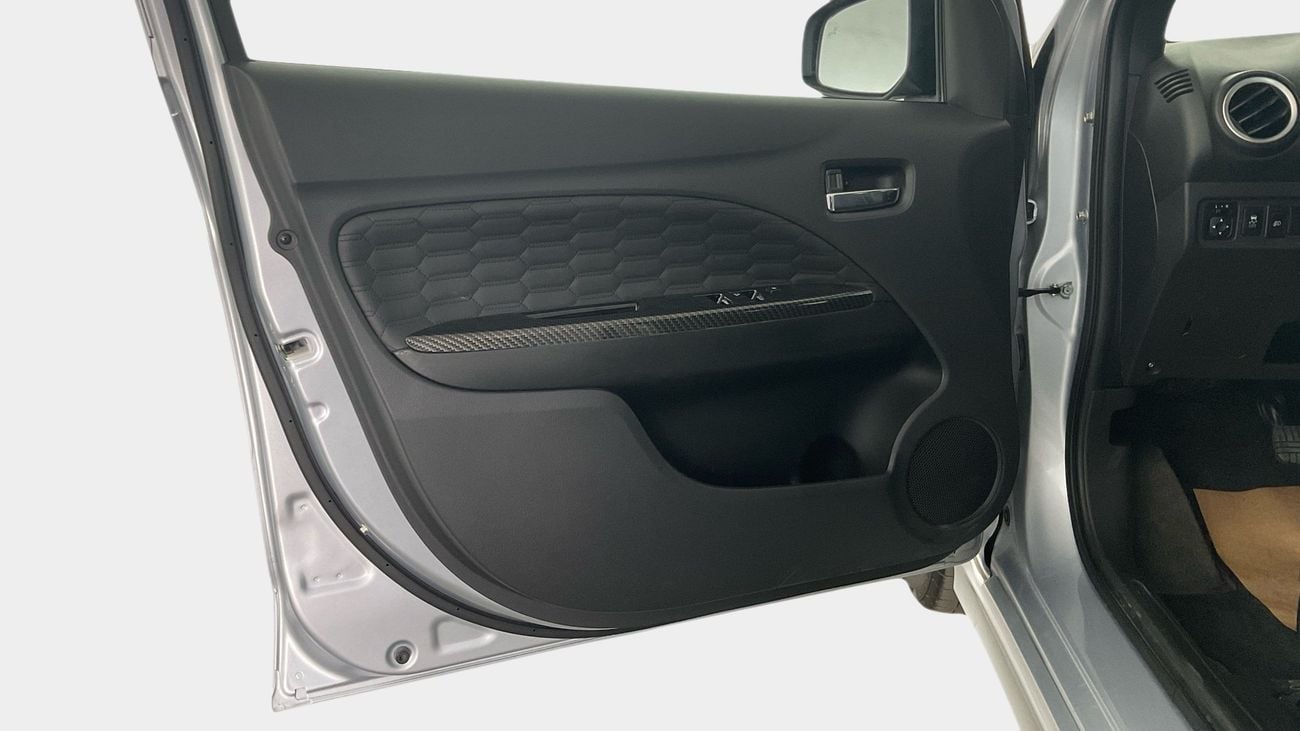 ميتسوبيشي اتراج Signature Edition | شامل الضمان | 0 ﺪﻔﻋﺓ ﺃﻮﻟﻯ