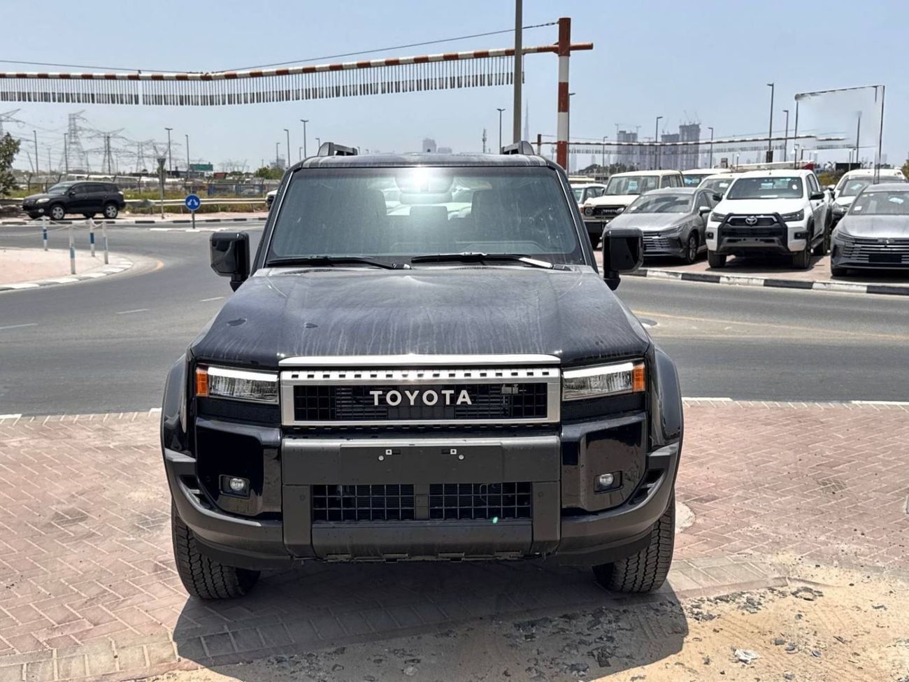 تويوتا برادو Adventure Mono Tone 2.4T