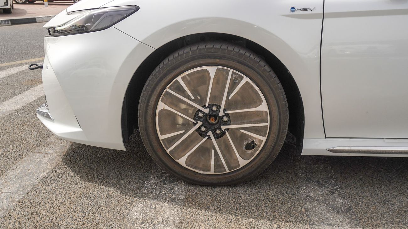 تويوتا كامري LIMITED 2.5L HEV HYBRID