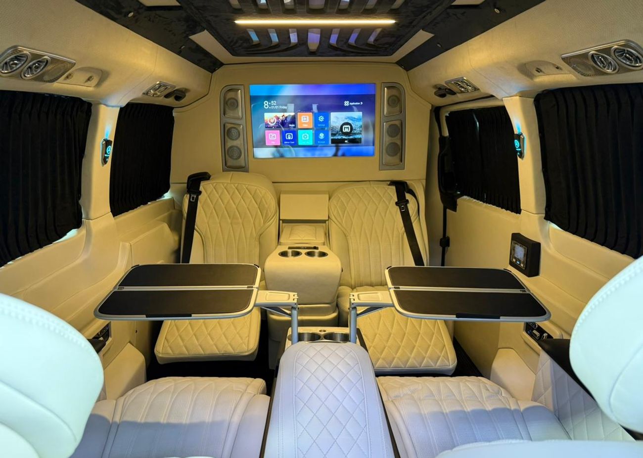 مرسيدس بنز V 250 2022 Mercedes-Benz V250, 1 Year Warranty Unlimited KM, Excellent Condition