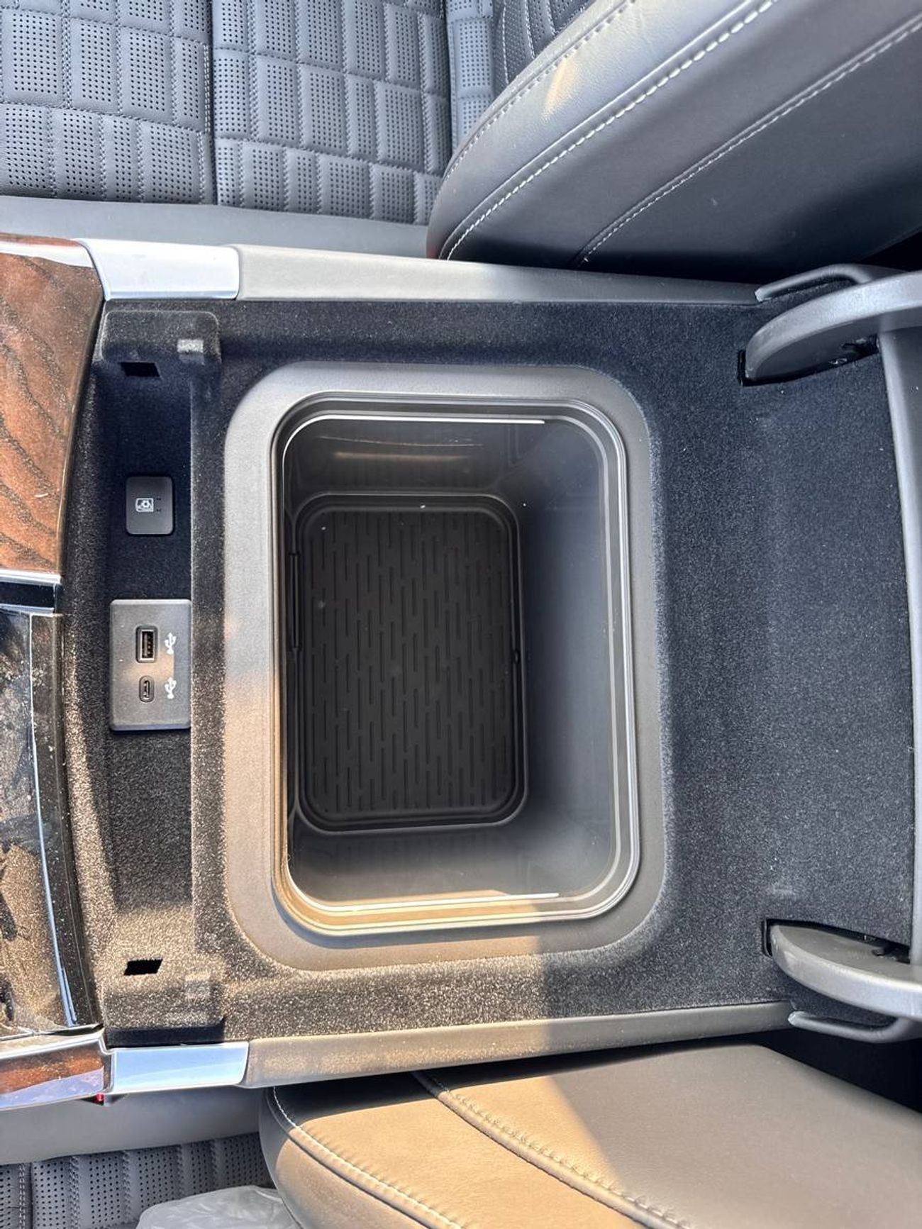 كاديلاك إسكالاد Sport Platinum 6.2L 4WD