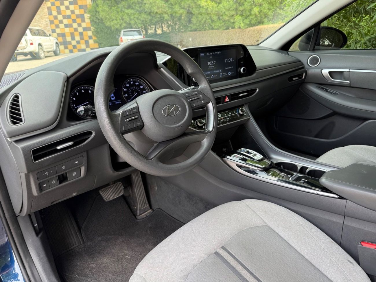 Hyundai Sonata Mid option 2.5L