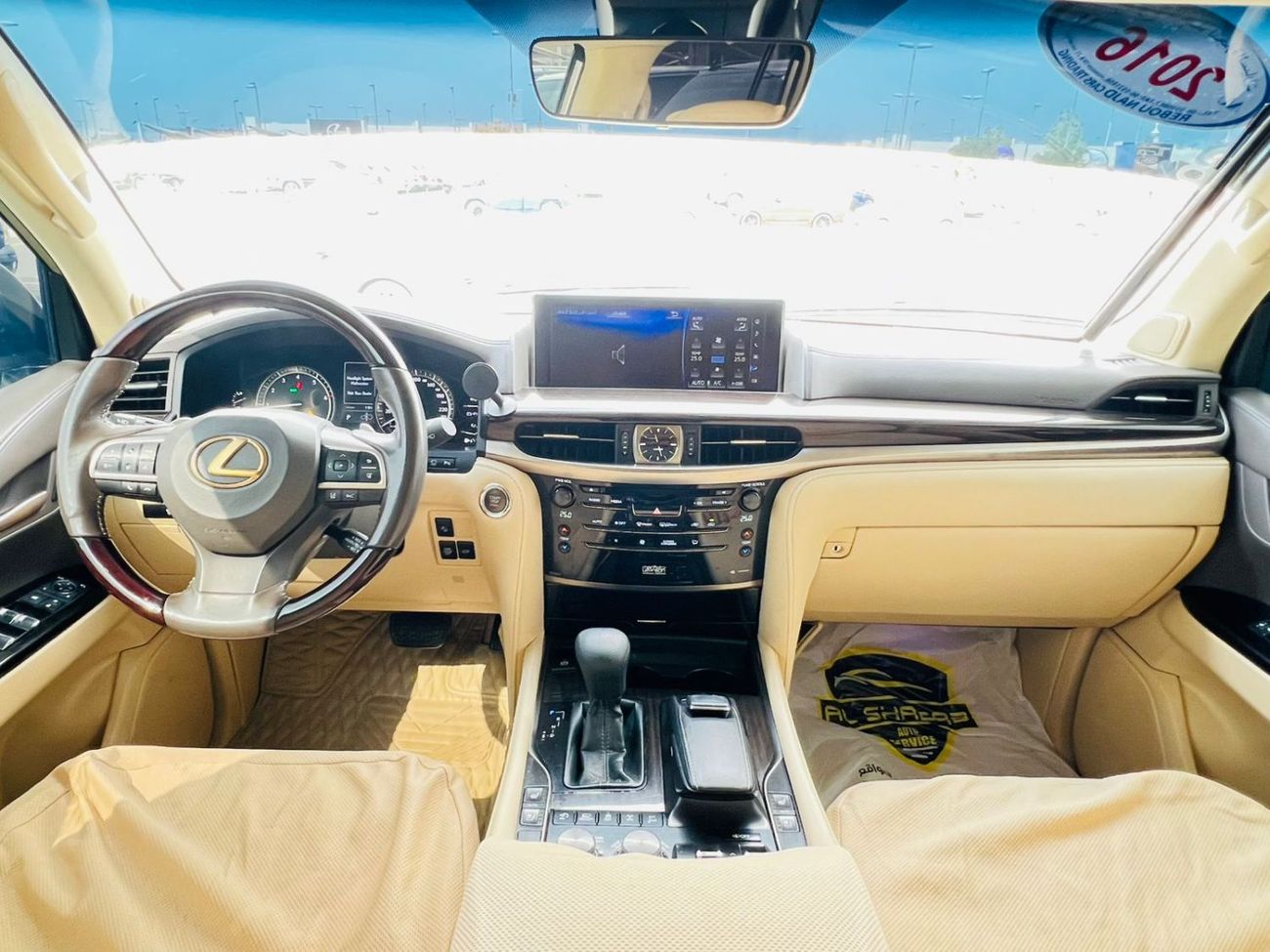 Lexus LX 570 LEXUS LX 570 2016 Prestige 5.7L/V8