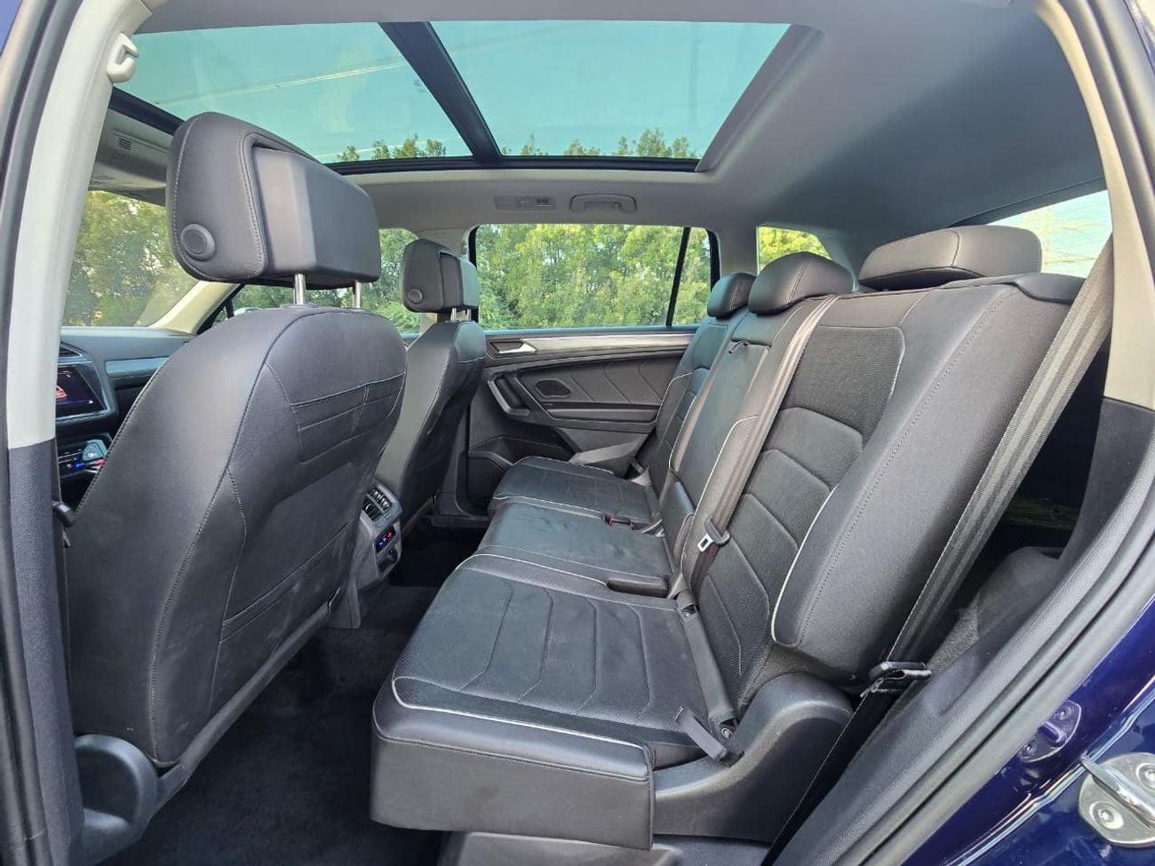 Volkswagen Tiguan R-Line 2.0L VOLKSWAGEN TIGUAN 2023 // KOREAN // 7 SEATS // PERFECT CONDITION // FULL OPITION // LOW