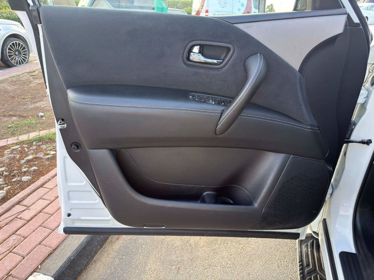 Nissan Patrol SE T2 5.6L