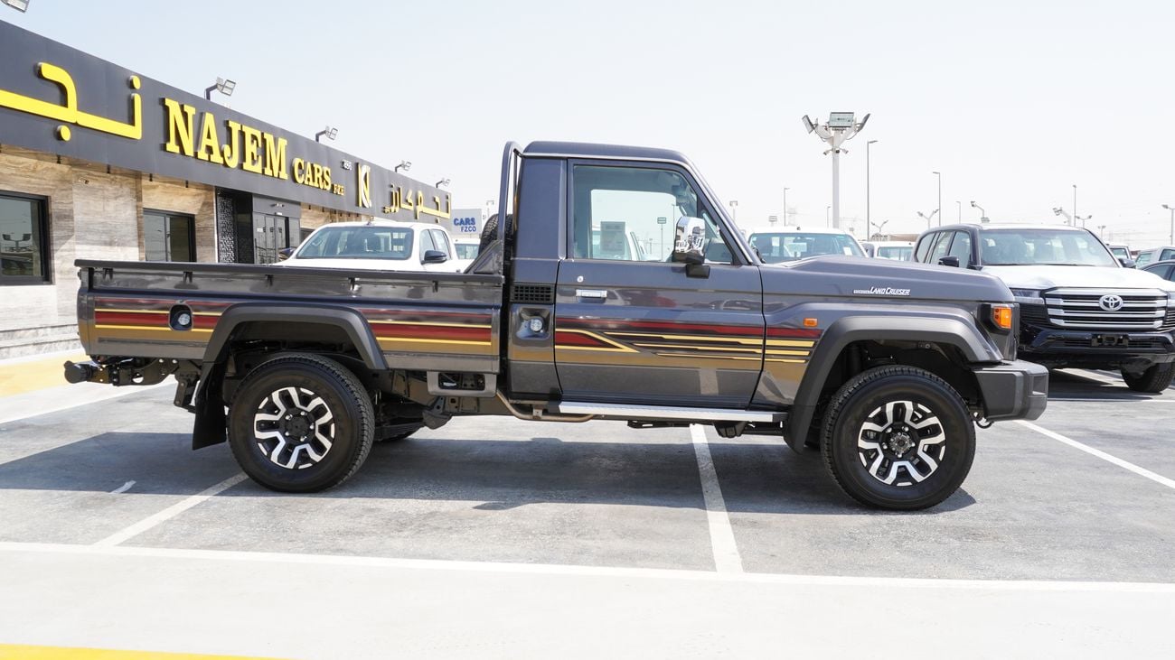Toyota Land Cruiser Pick Up LX 4.0 L V6