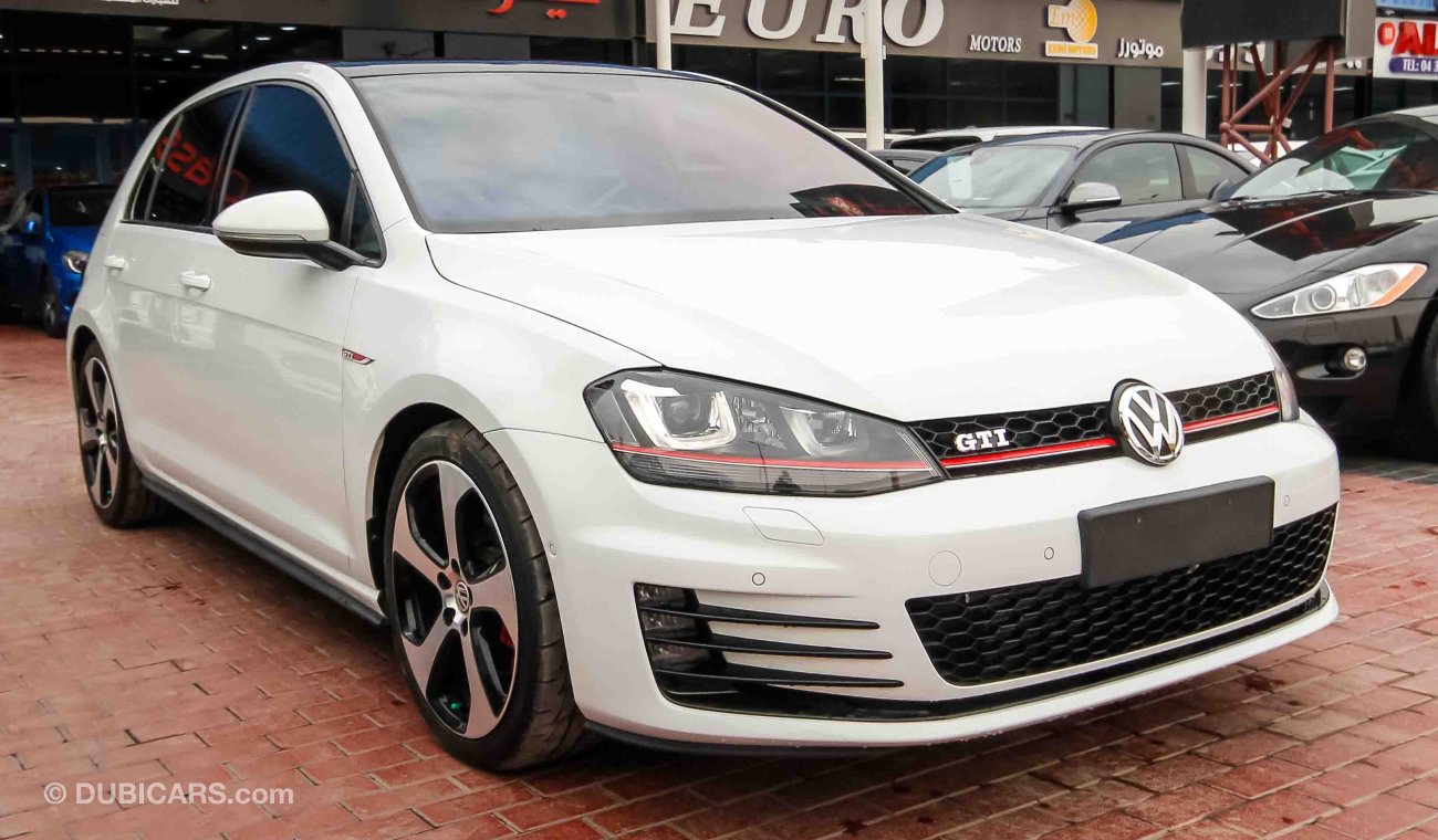 Volkswagen Golf GTI