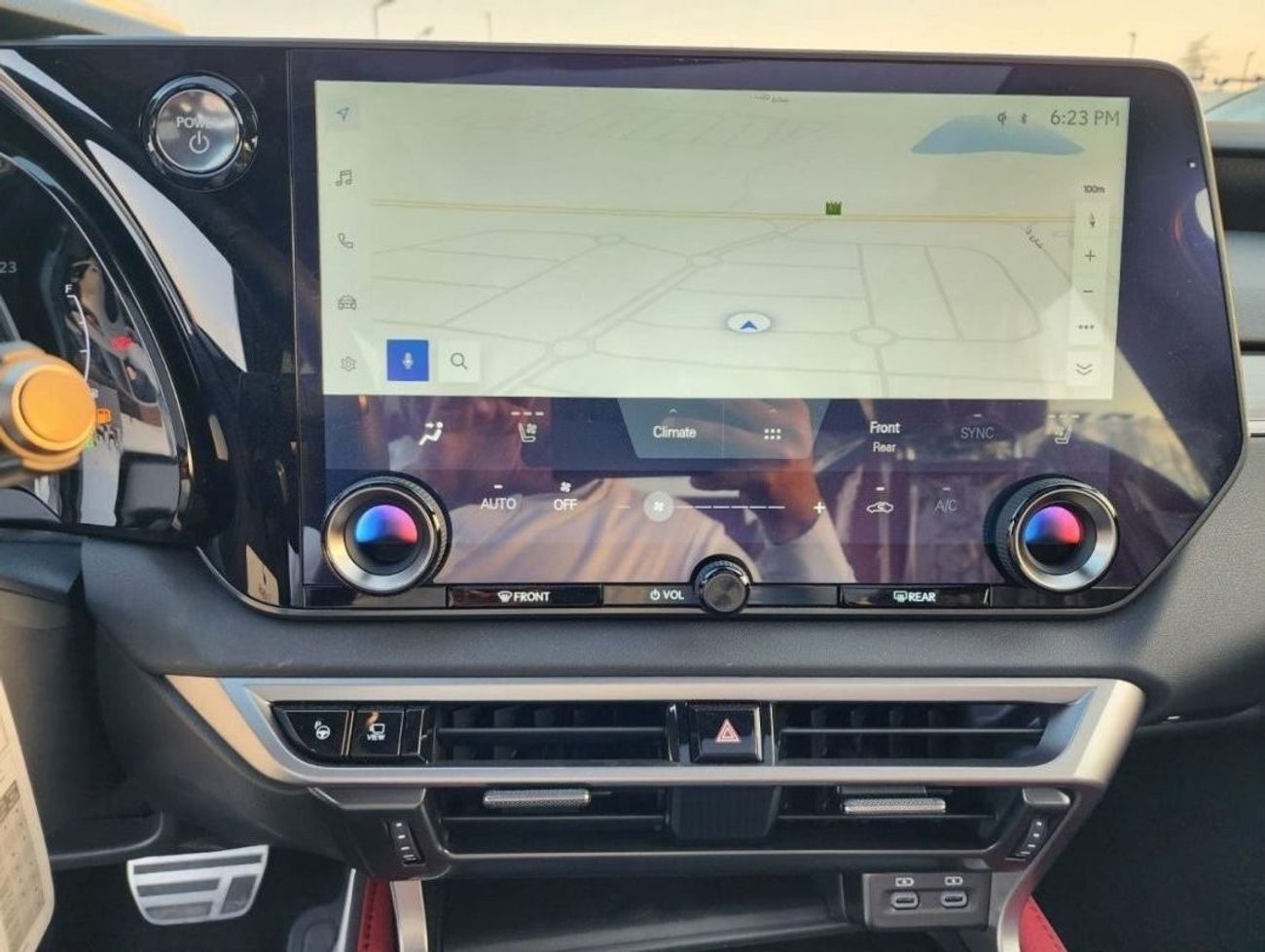 لكزس RX 500h لكزس RX500h F-Sport 2.4 لتر هايبرد ، CUV ، دفع رباعي ، 5 أبواب الميزات: 360 كاميرا ، رادار ، مثبت ال