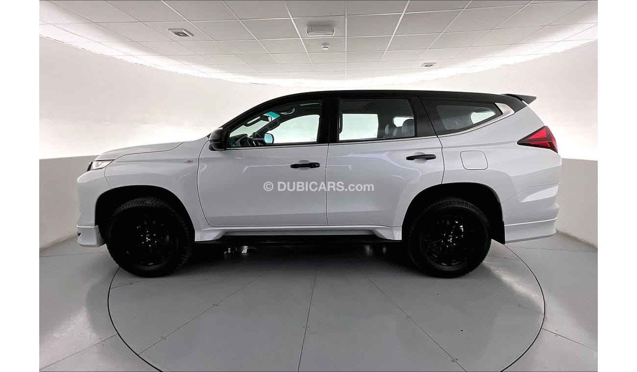 Mitsubishi Montero Signature