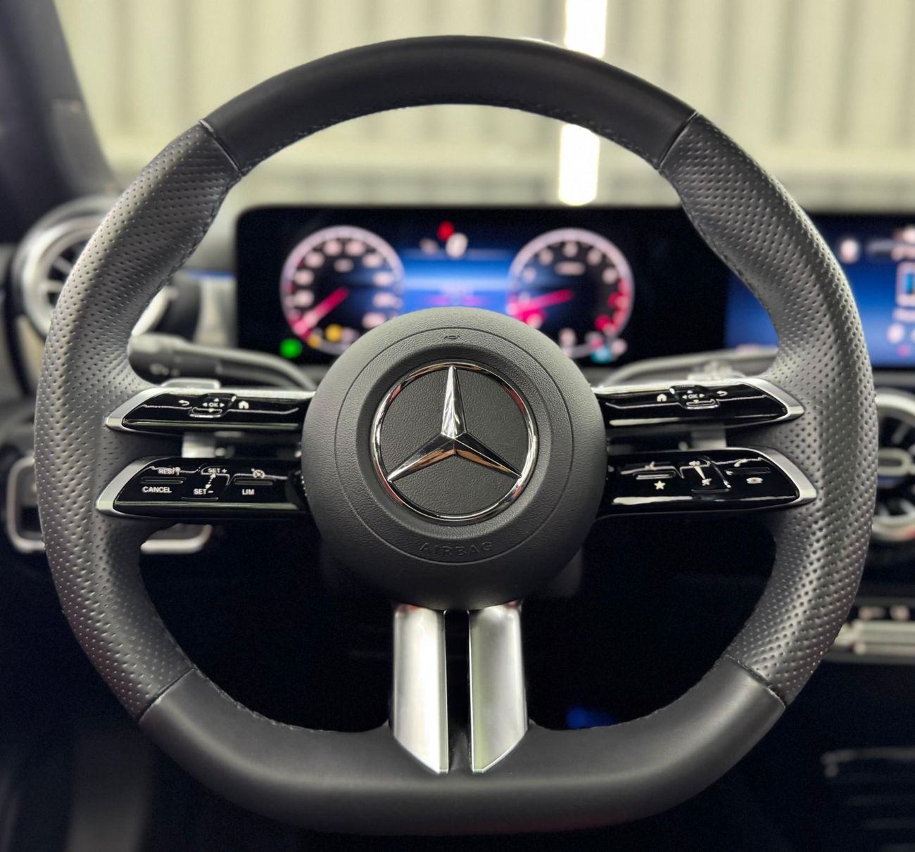 مرسيدس بنز A 200 AMG 2025 Mercedes Benz A200 AMG, Mercedes Warranty, Very Low Kms, Excellent Condition, GCC