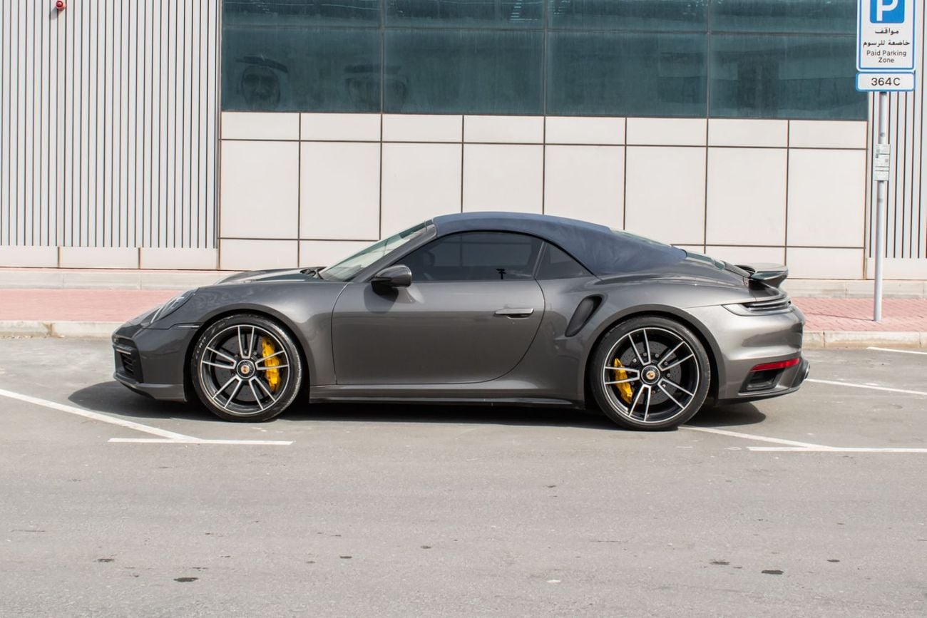 بورش 911 Turbo S 3.8L (640 HP) Convertible