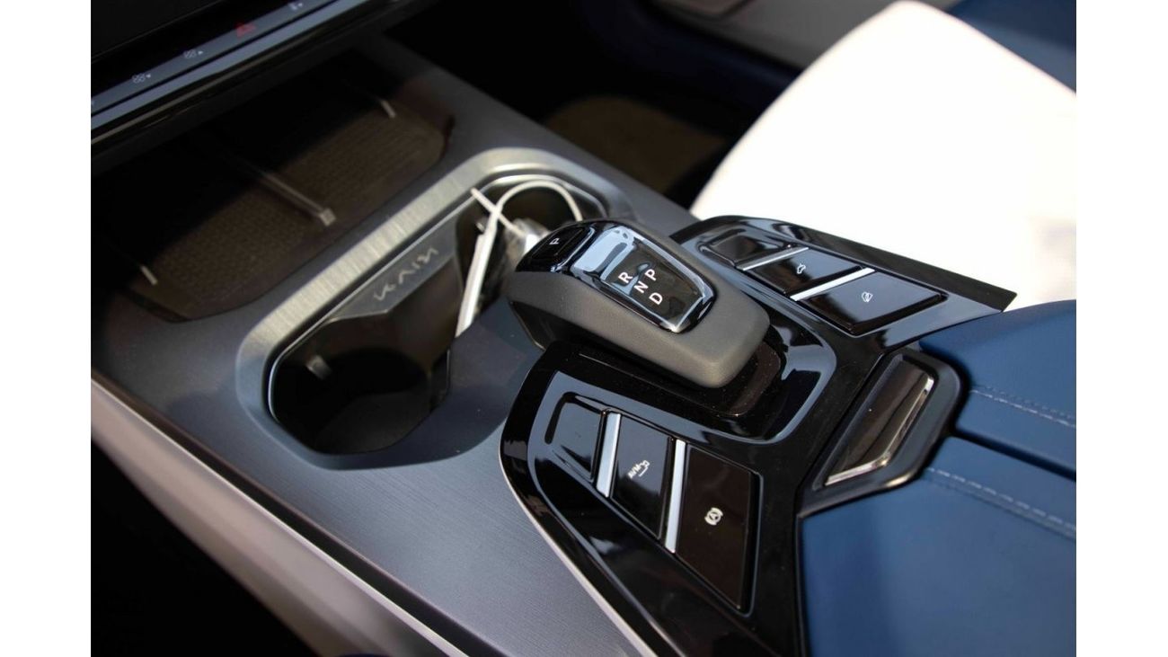 Kaiyi X7 2024 Kaiyi X7 2.0 SUV 7S Limited - Black inside Blue