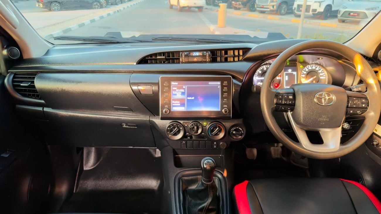 تويوتا هيلوكس -