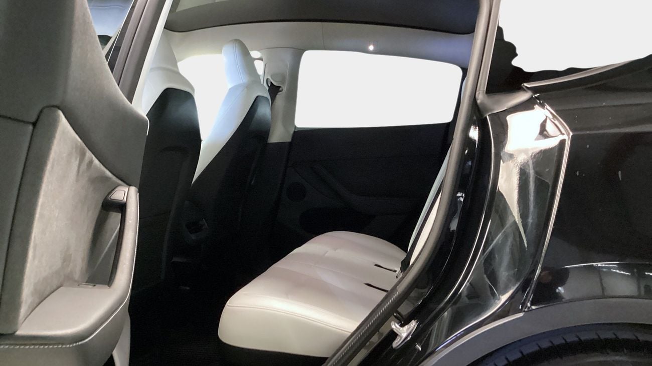 Tesla Model Y Performance (Dual Motor) | upto AED 20,000 Ramadan Discount | Guaranteed Warranty | 0 Down Payment