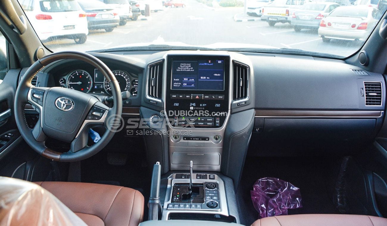 تويوتا لاند كروزر VXS 5.7 GRAND TOURING SPORT AVAILABLE 2020 & 2019 MODELS