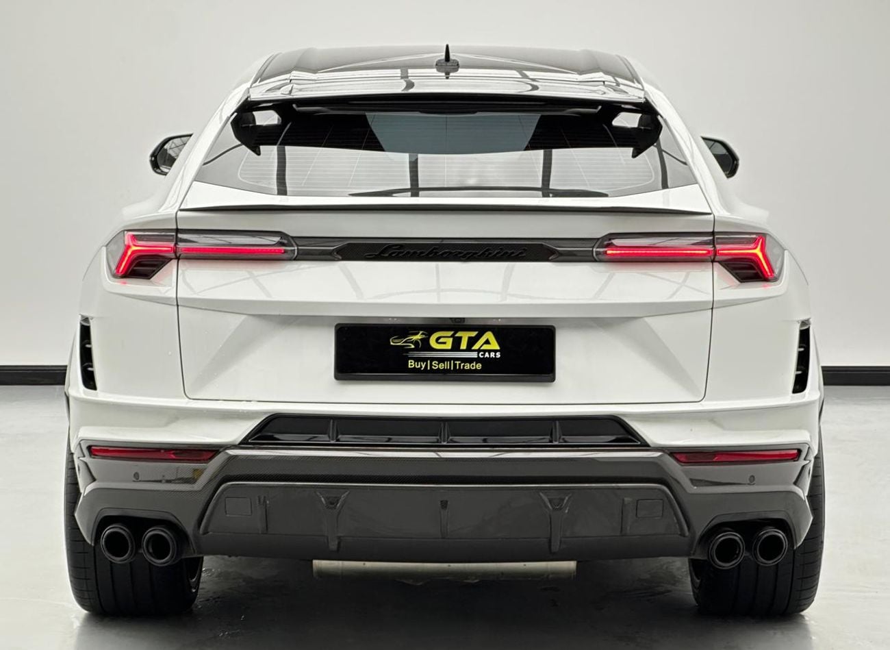 لامبورغيني اوروس 2024 Lamborghini Urus Performante, Full Service History, 2028 Warranty, Excellent Condition