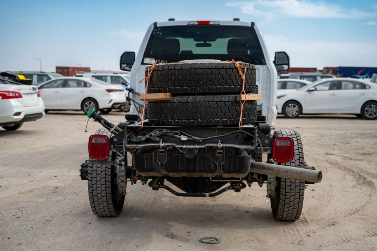 فورد F 550 Super duty XLT | 6.7L Power Stroke V8 Turbo Diesel | 4x4 | Automatic