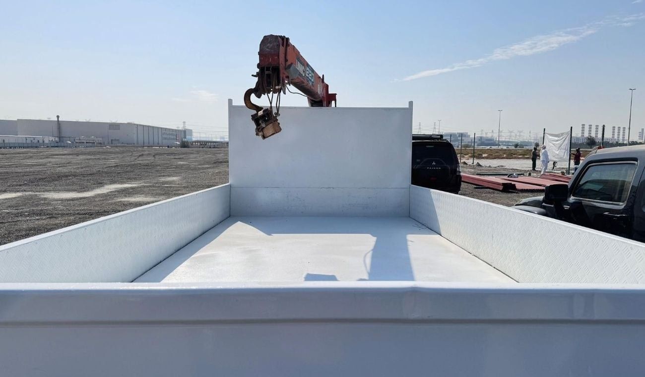 ميتسوبيشي فوسو كانتير NEAT AND CLEAN CONDITION | ENGINE SIZE: 4D35 | RHD | MANUAL TRANSMISSION | 1998