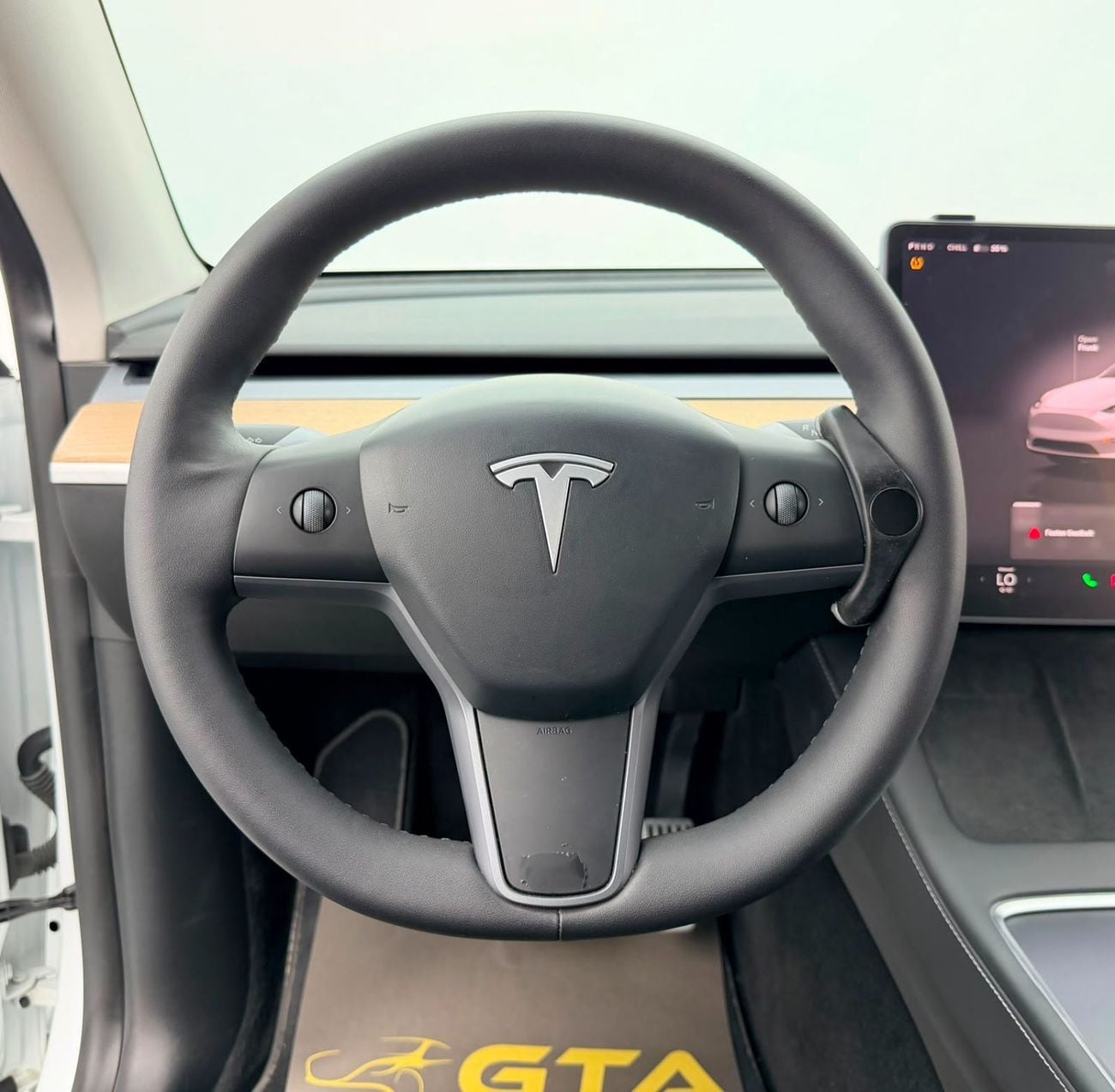 Tesla Model Y LONG RANGE