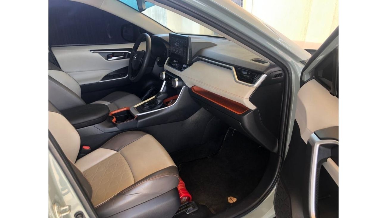 Toyota RAV4 TOYOTA RAV4 2020 ADVENTURE GCC SPECS,FULL TOP OPTION NO. 1