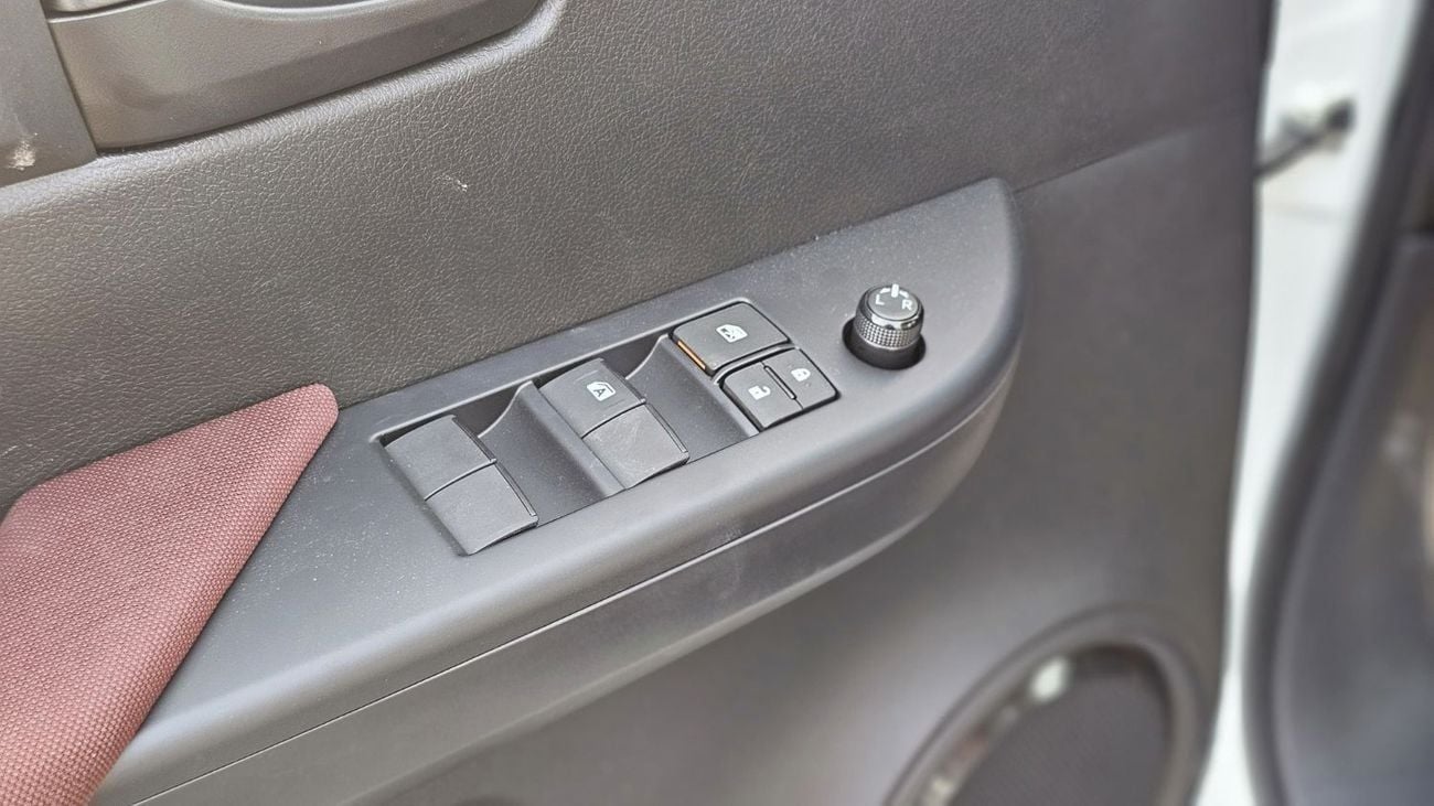 Toyota Hilux S GLX 2.4L 4WD A/T