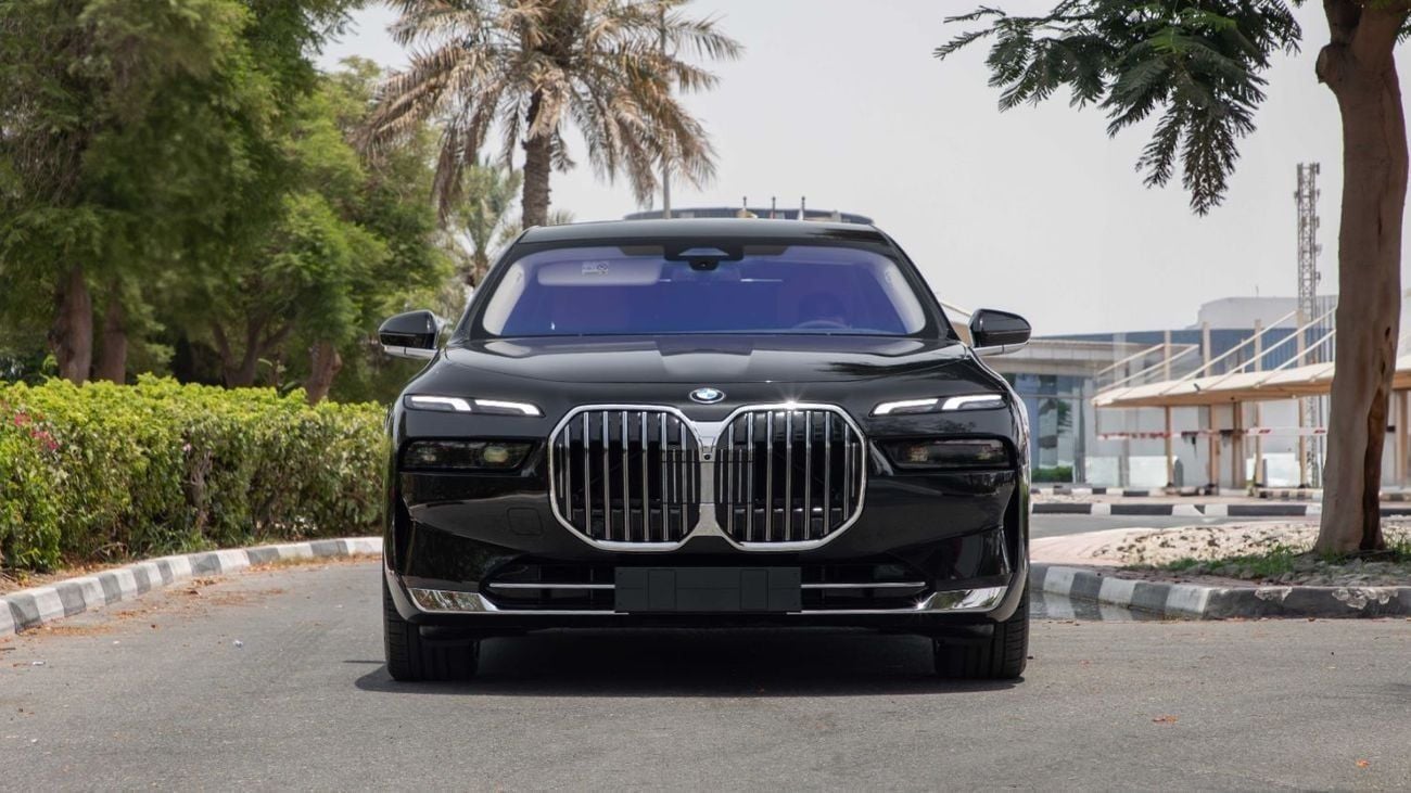 BMW 735i | GCC Specs | 2026 | 3 Years Warranty & Contract Service | For Local Registration +10%