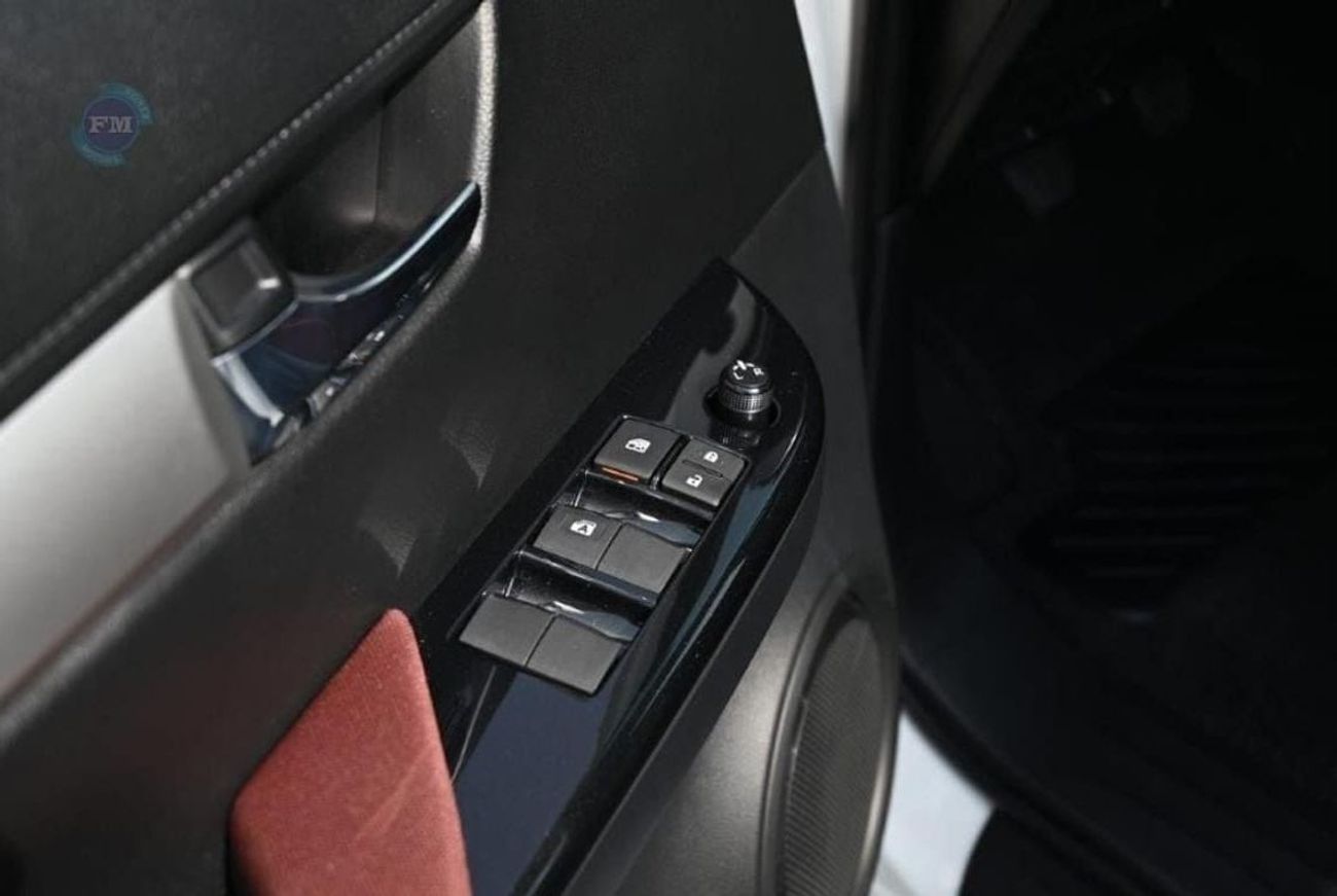 Toyota Hilux DC SR5 2.7L Petrol 4WD Manual Transmission