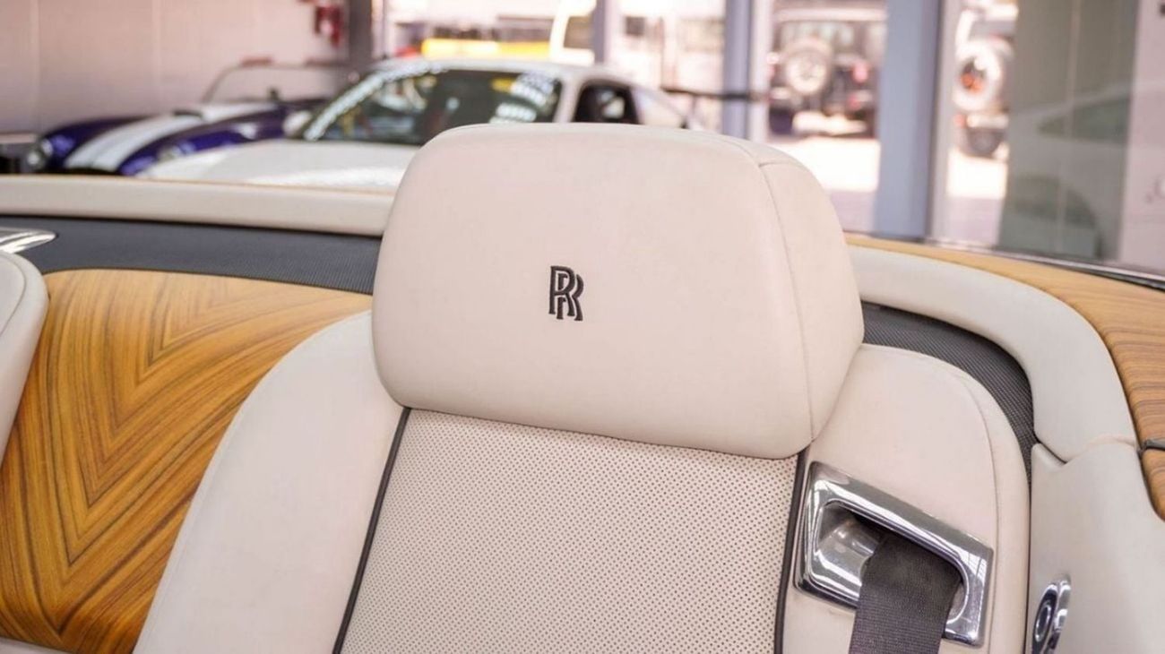 Rolls Royce Dawn  Rolls-Royce Dawn 2017 GCC specs