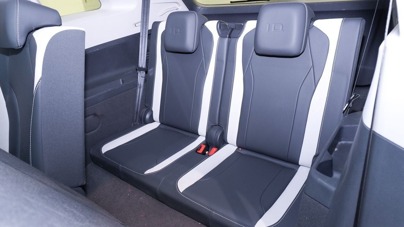 Volkswagen ID.6 Pure+