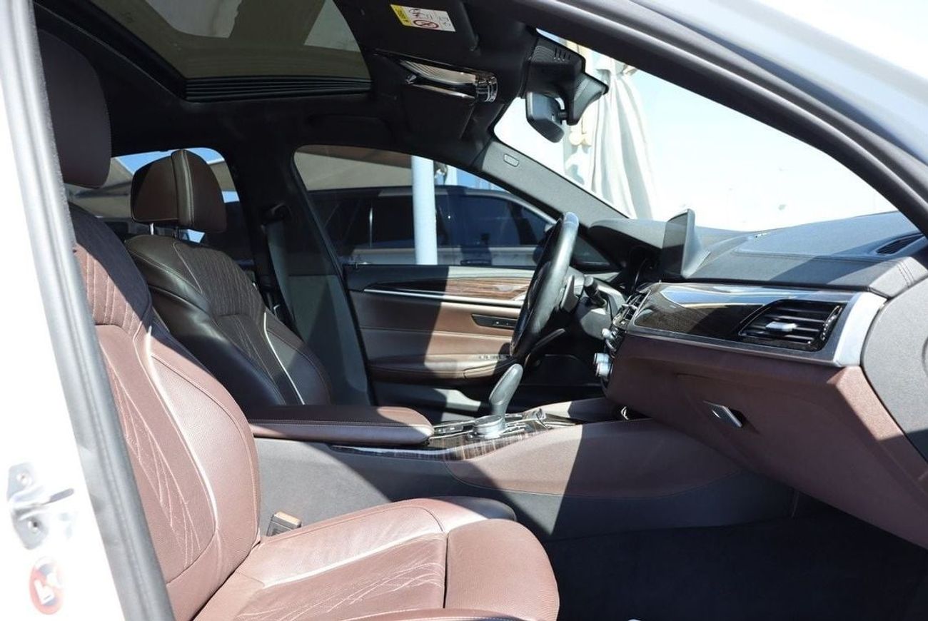 بي أم دبليو 530i M Sport 2.0L BMW 530i M Competition/ GCC / Original Paint/ 2017