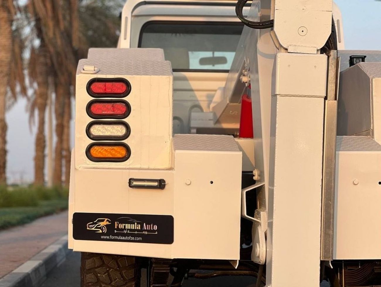 تويوتا لاند كروزر بيك آب 4.0L PTR M/T // 2023 // WITH CRANE , DIFF LOCK // SPECIAL OFFER // BY FORMULA AUTO // FOR EXPORT