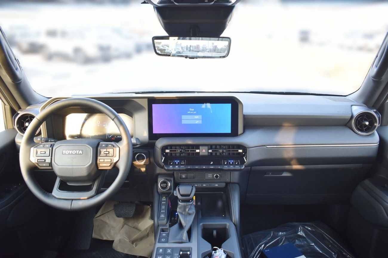 تويوتا برادو Adventure Dual Tone 2.4T