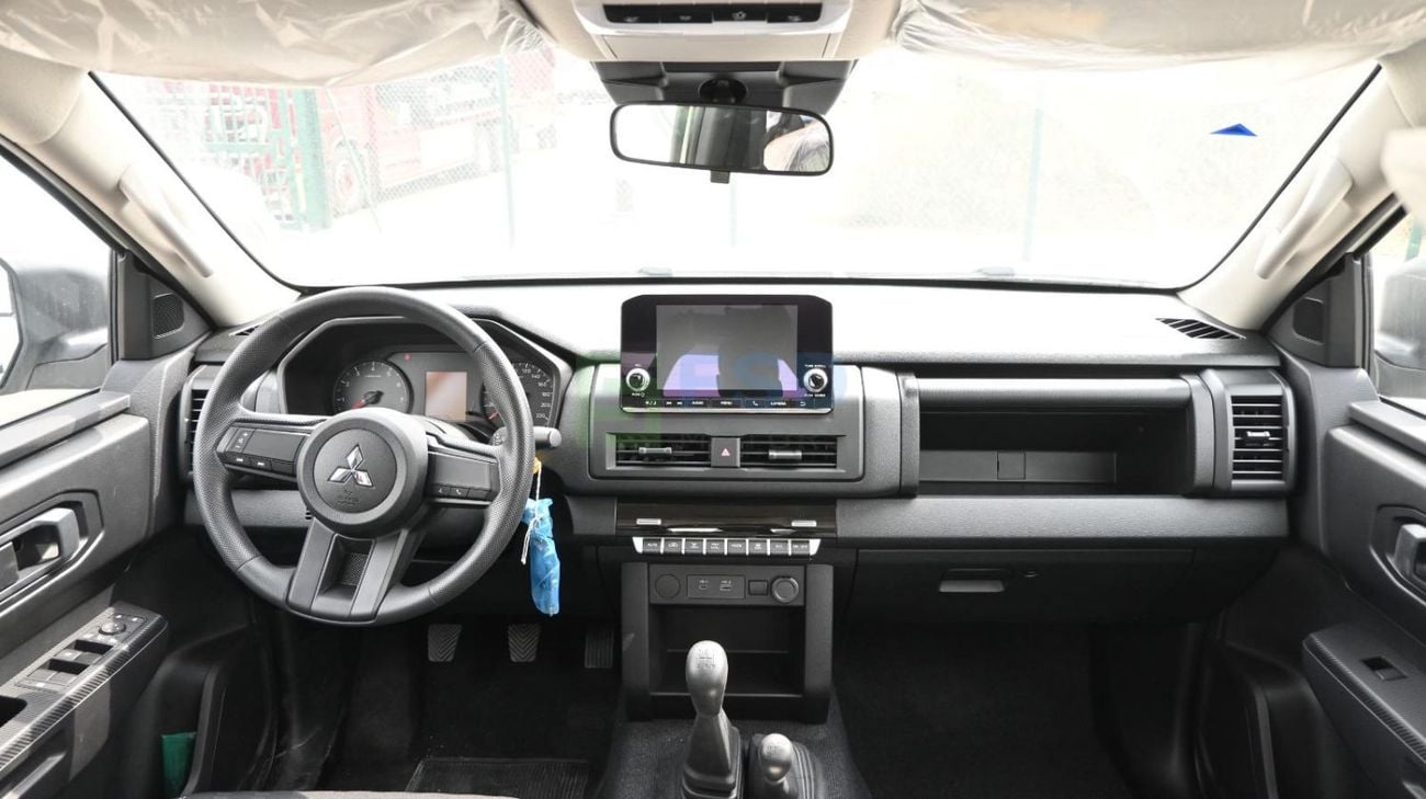 Mitsubishi L200 MITSUBISHI L200 2.4L PETROL GLS-PLUS  DCAB 4WD 5MT CHROME PACKAGE MY-2027