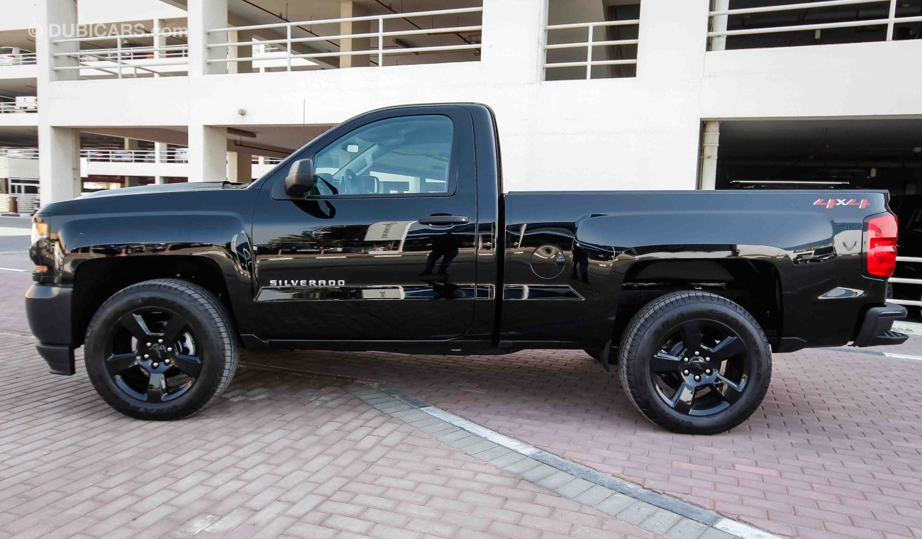 Chevrolet Silverado Black Edition