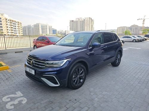 Volkswagen Tiguan 2.0 TSI Elegance 2023 Tiguan 2.0L/ 7 seater /Full Oprtion/Perfect Condition