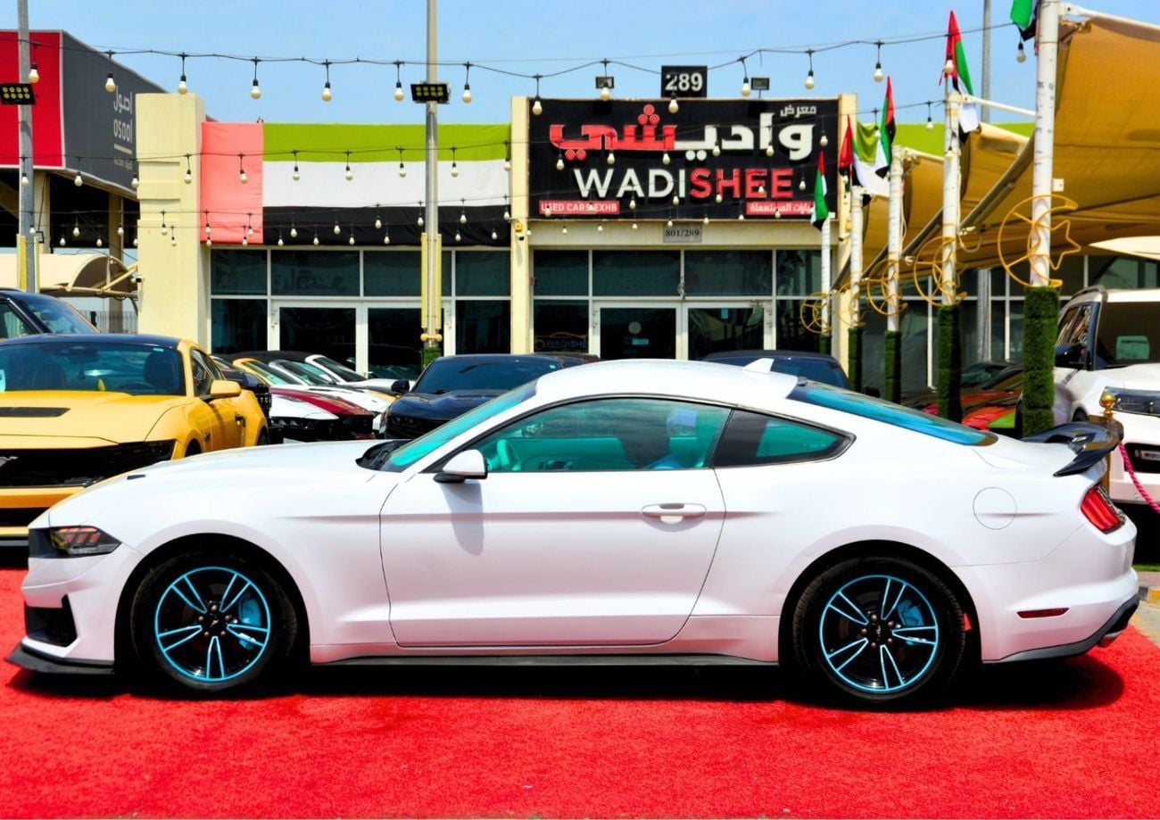 Ford Mustang STD